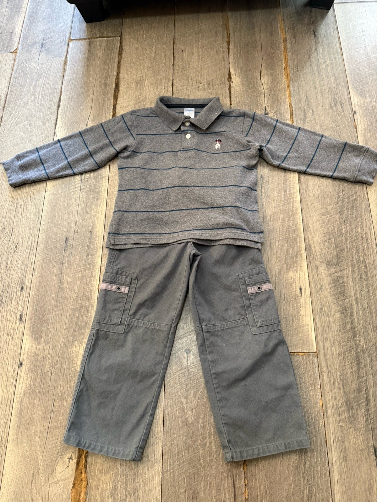 Gymboree Pirate Adventure gray cargo pants and dog pirate shirt set 4T
