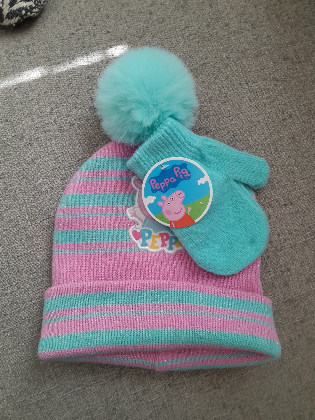 Hasbro Peppa Pig Toddler Hat & Glove Set Multicolored Striped Heart Pom-Pom
