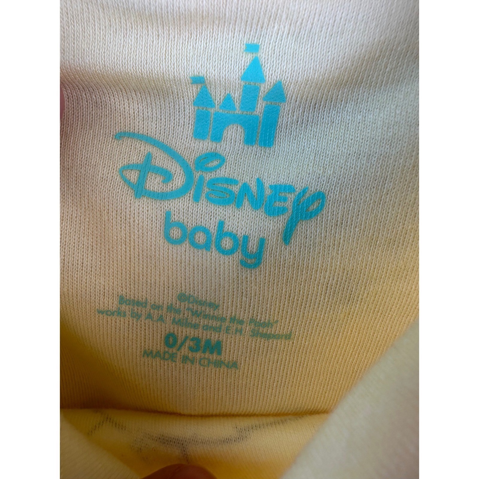 Disney Baby Winnie the Pooh 5 Piece Bodysuit Pants Shorts Hat Set 0-3M NWT