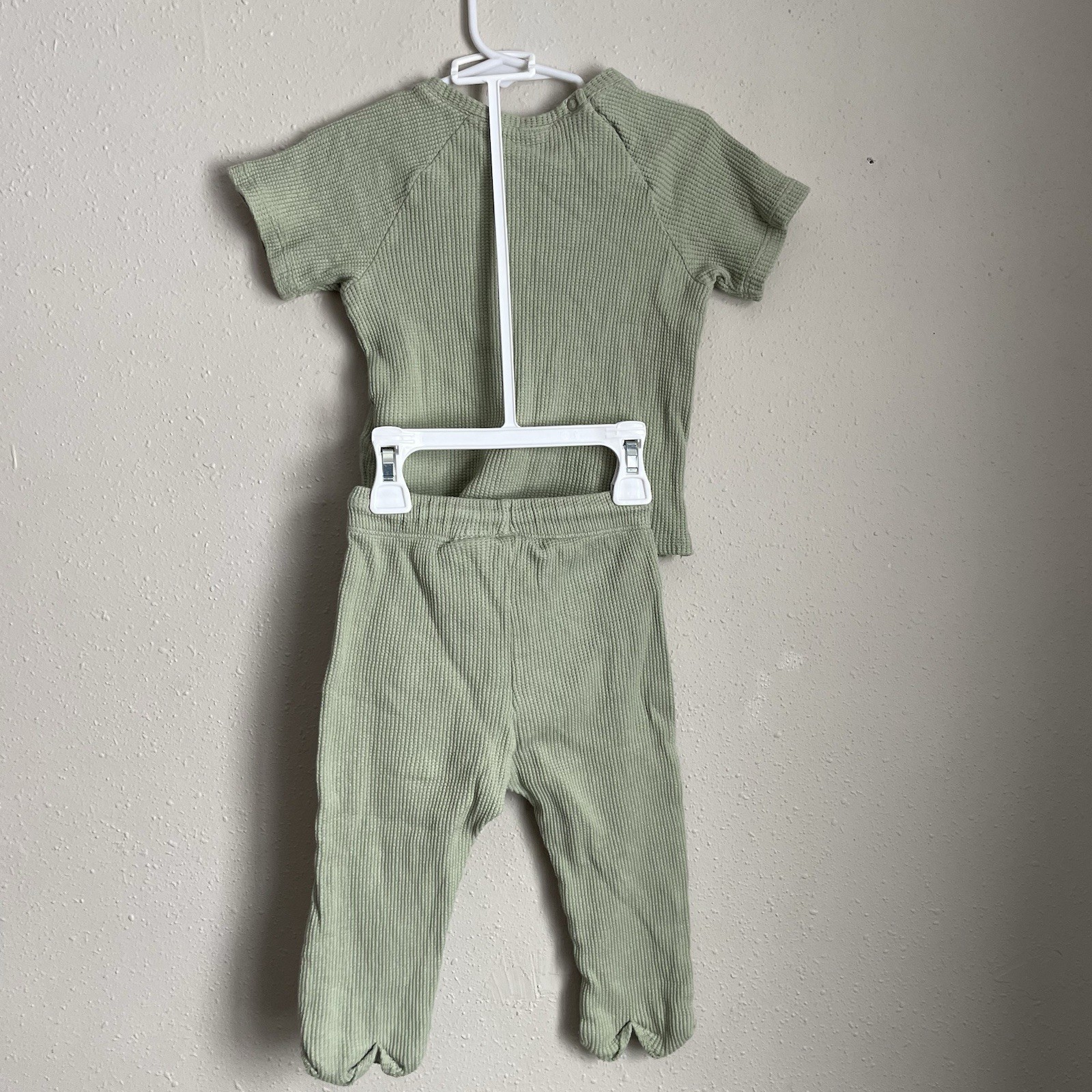H&M Waffle Knit Top And Joggers Two Piece Set Size 18M
