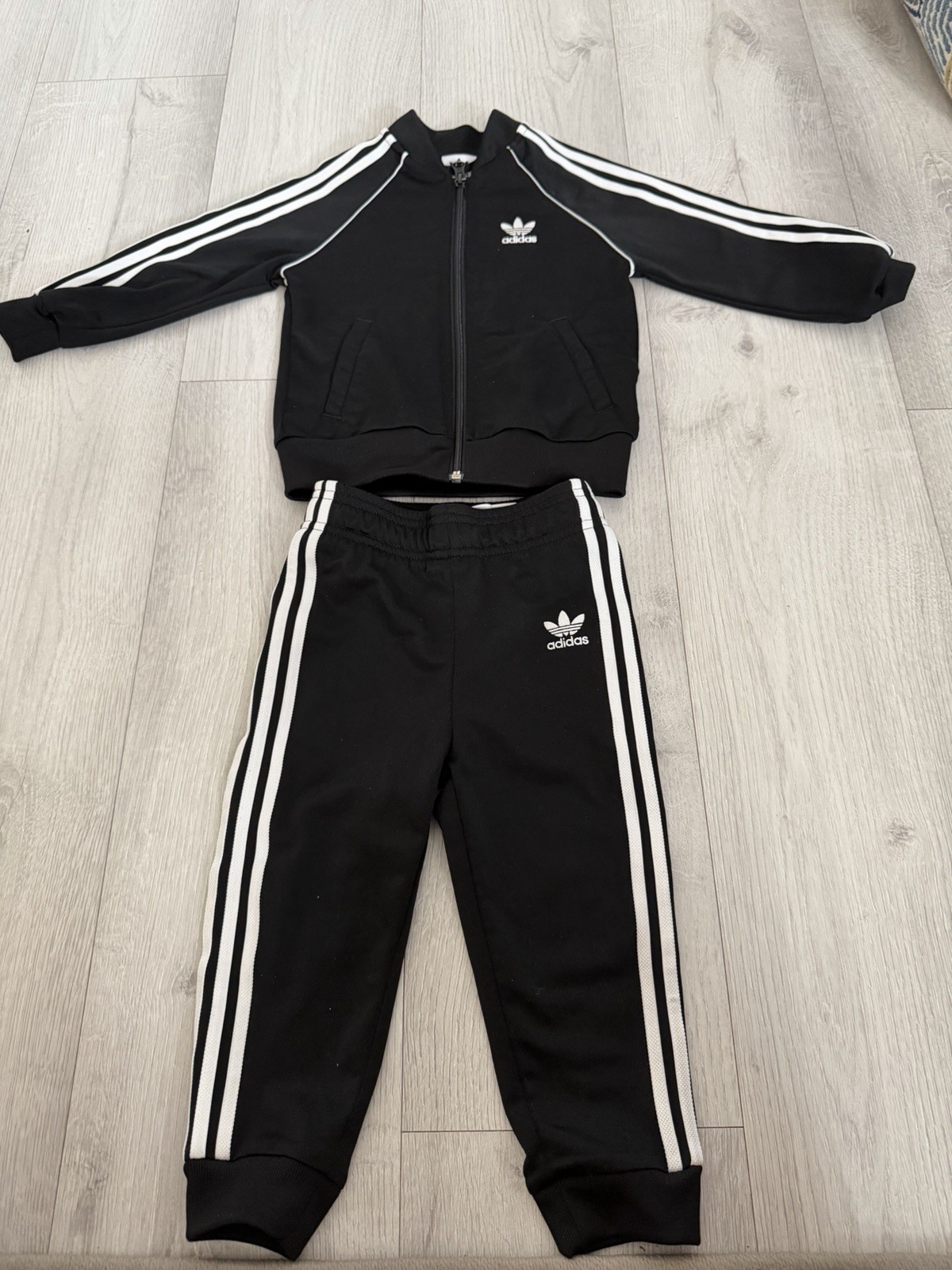 Kids 2 year, 2T Adidas Black And White Track Suit