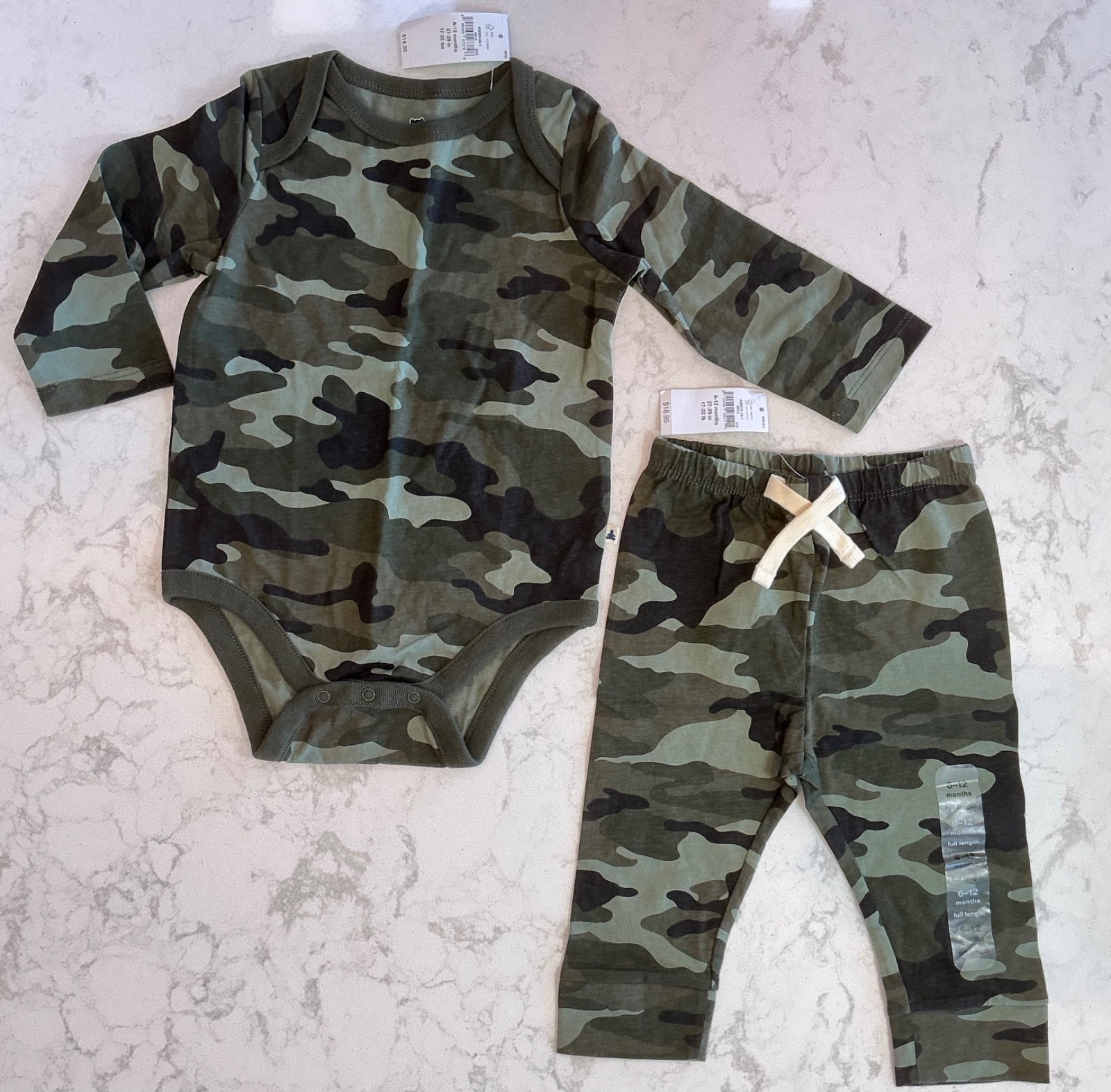 Baby Gap 2 Piece Set Camo Green Top Bottom 6-12 months Organically Grown Cotton