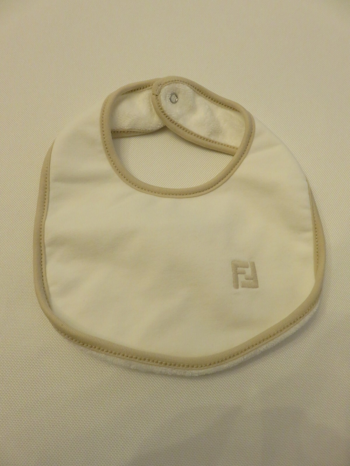 $470 NWB Fendi Beige white FF Babygrow Gift Set 3 peice girl boy 6 months