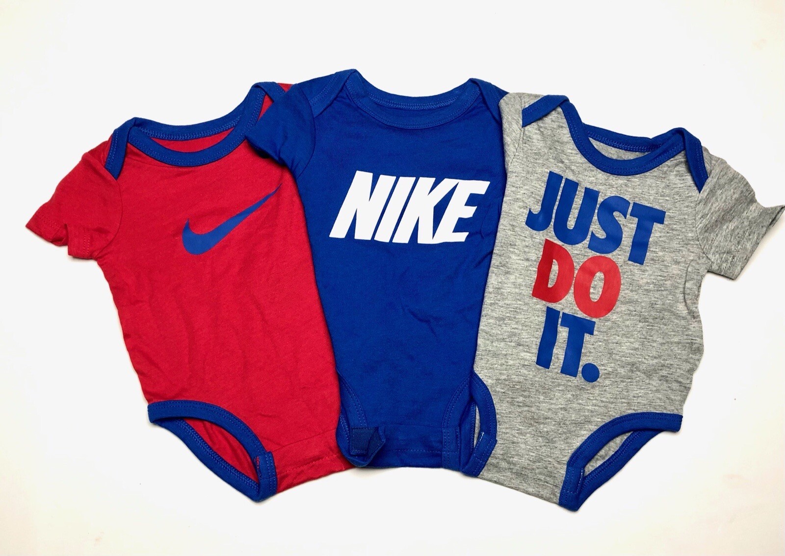 AIR NIKE Newborn Baby boys 3-pc Outfit Gift Set Bodysuits Romper 0-3 Months.