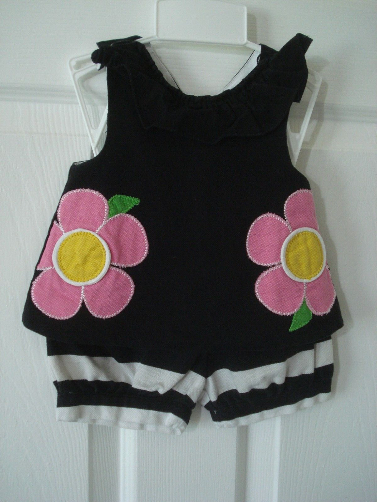 Mud Pie Black White Appliqued Pink Yellow Flower Two Piece Outfit Sz 6-9 Months