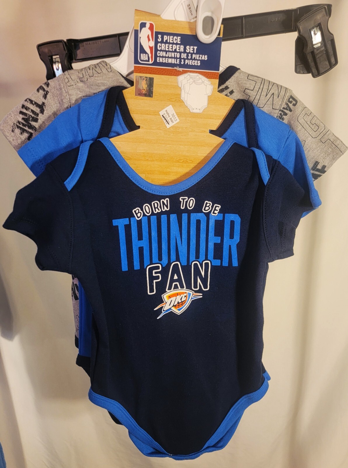NBA-Boy’s 3pc set multicolor OKC Thunder onesee bodysuits tagged $29.99
