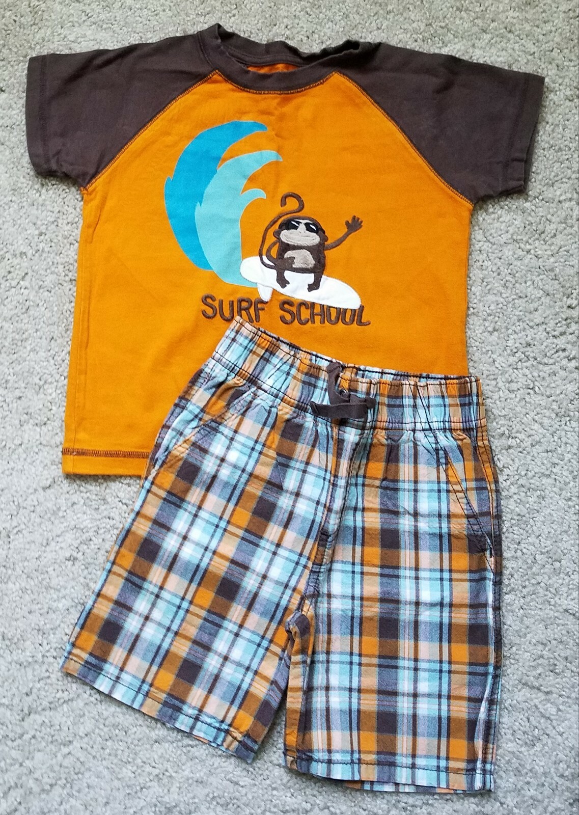 GYMBOREE Boys Sz 2 T Surf Legend Monkey Surfboard & Plaid Shorts ~