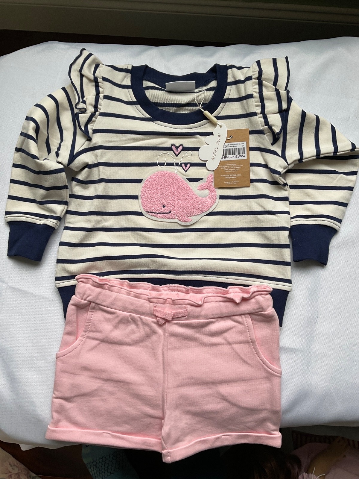 NWT Angel Dear baby Ruffle Sleeve Sweatshirt w/ shorts 3 T