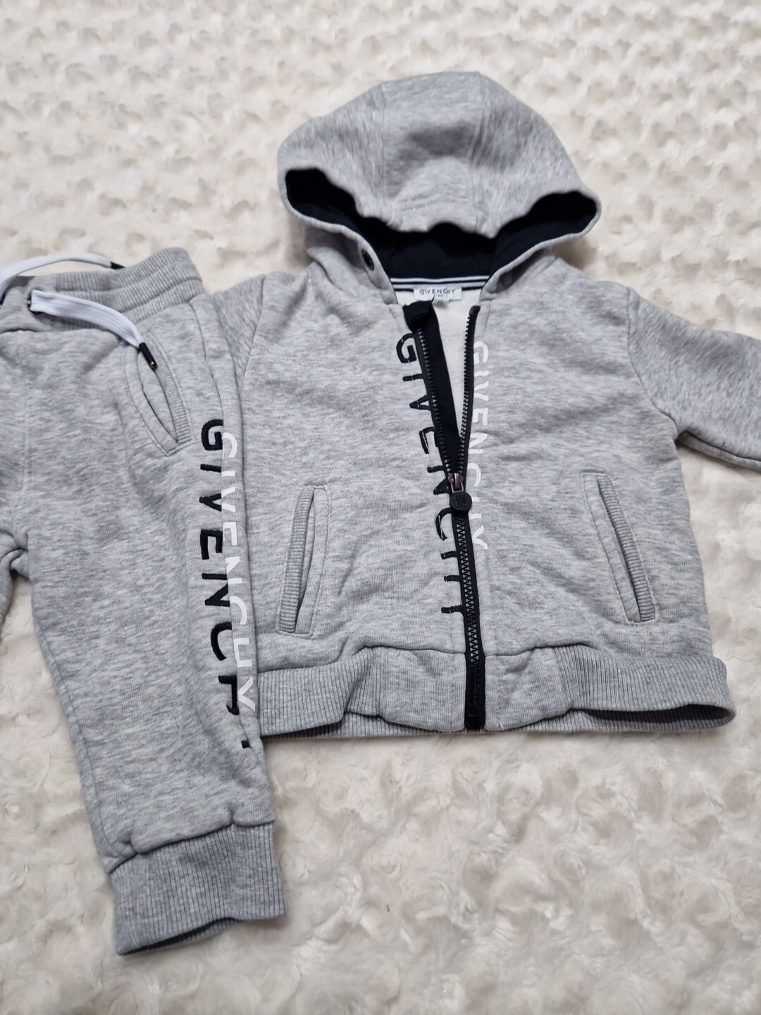 Givenchy Baby Boy 9 Months Tracksuit Set Vgc