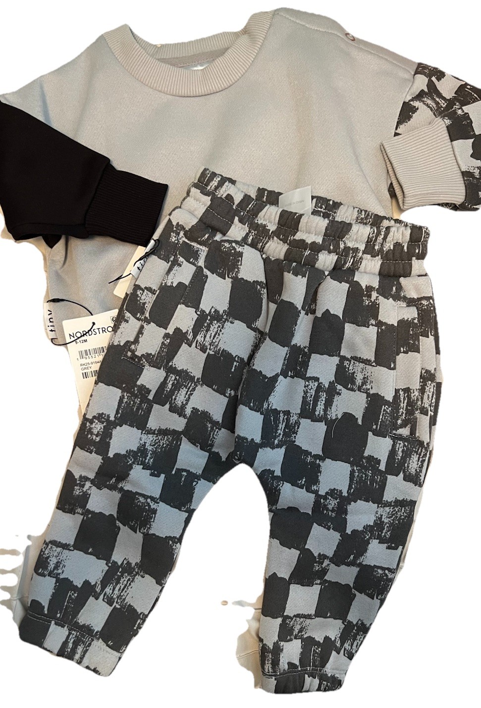 Tiny Tribe Nordstrom 9-12 Month Sweatsuit Check Pattern Top Gray/black Cool!