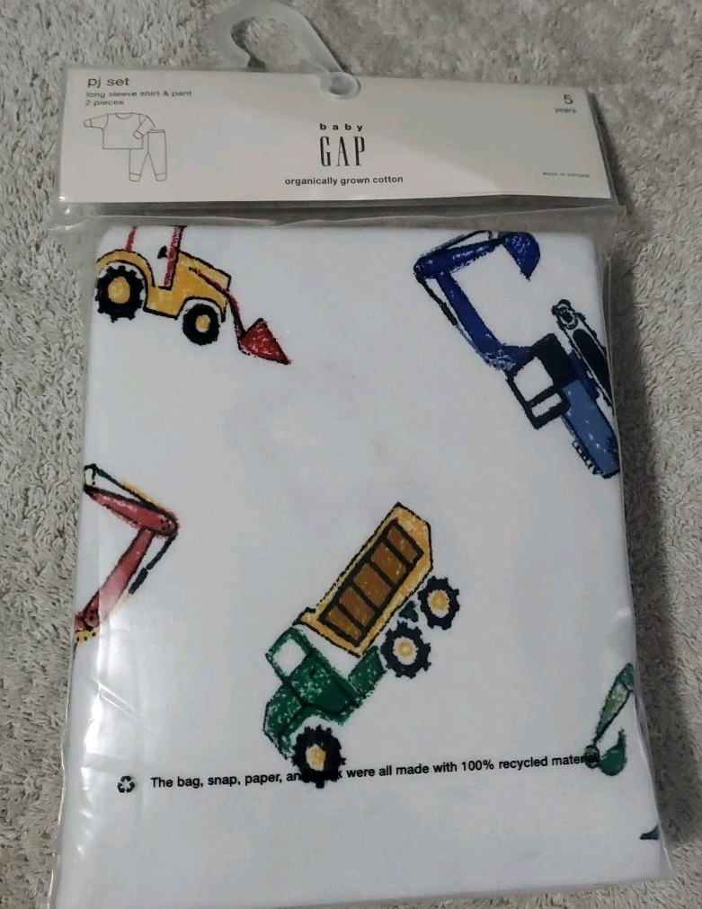 Baby Gap Tractors Long Sleeve Shirt And Pant Pj Set 5years 42-45in 40-46 Lb
