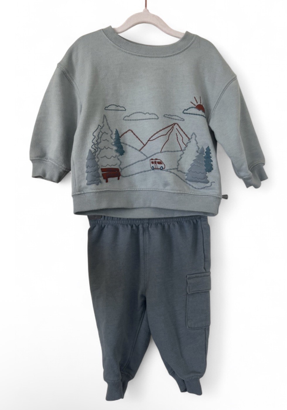 Carter’s 2pc Graphic Sweatshirt & Pants Set blue Embroidered Outdoor 9 Months