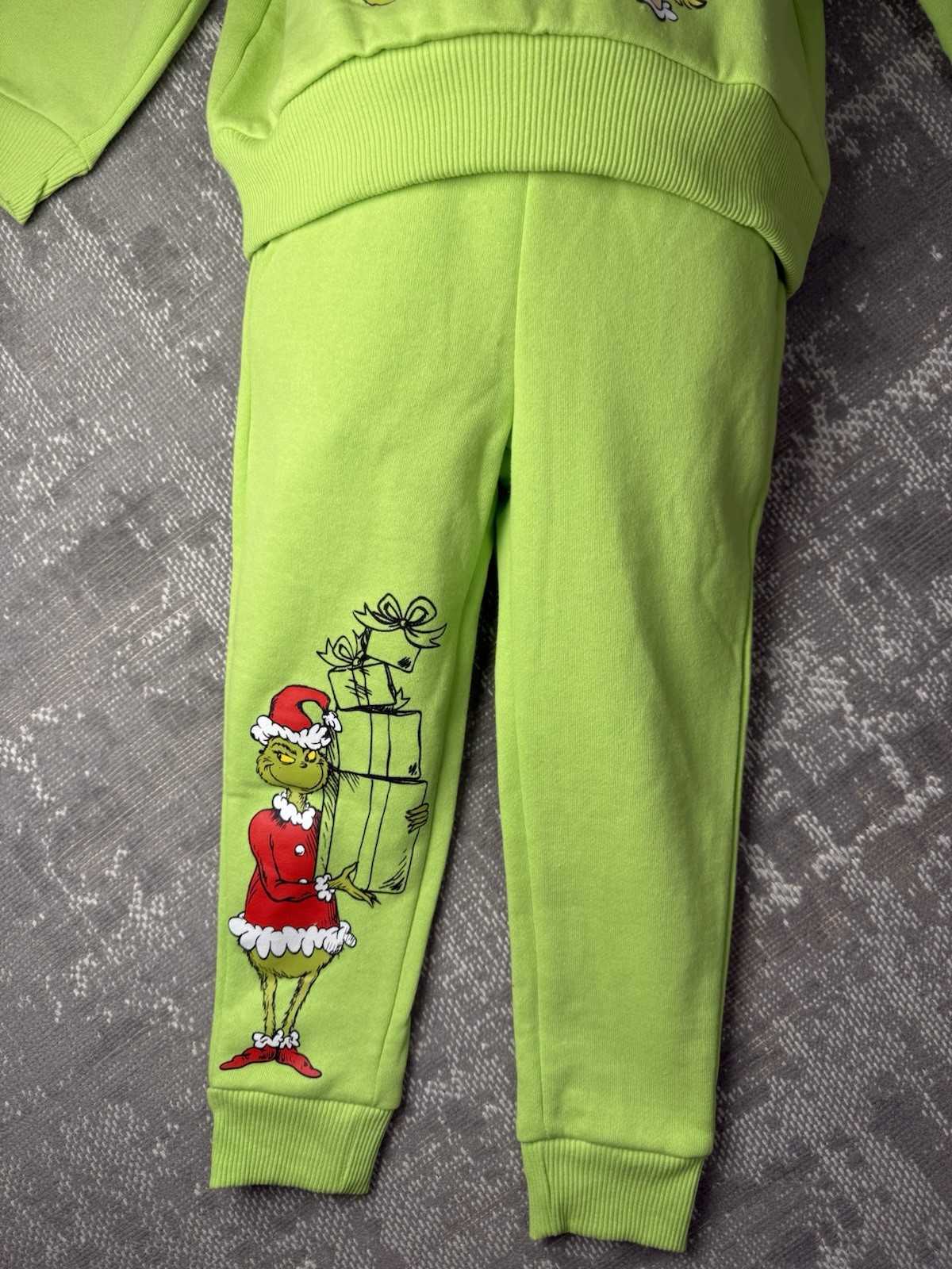 NWT Dr Seuss Grinch Lime Green Fleece Hoodie & Pants 2pc Set Toddler Outfit 3T