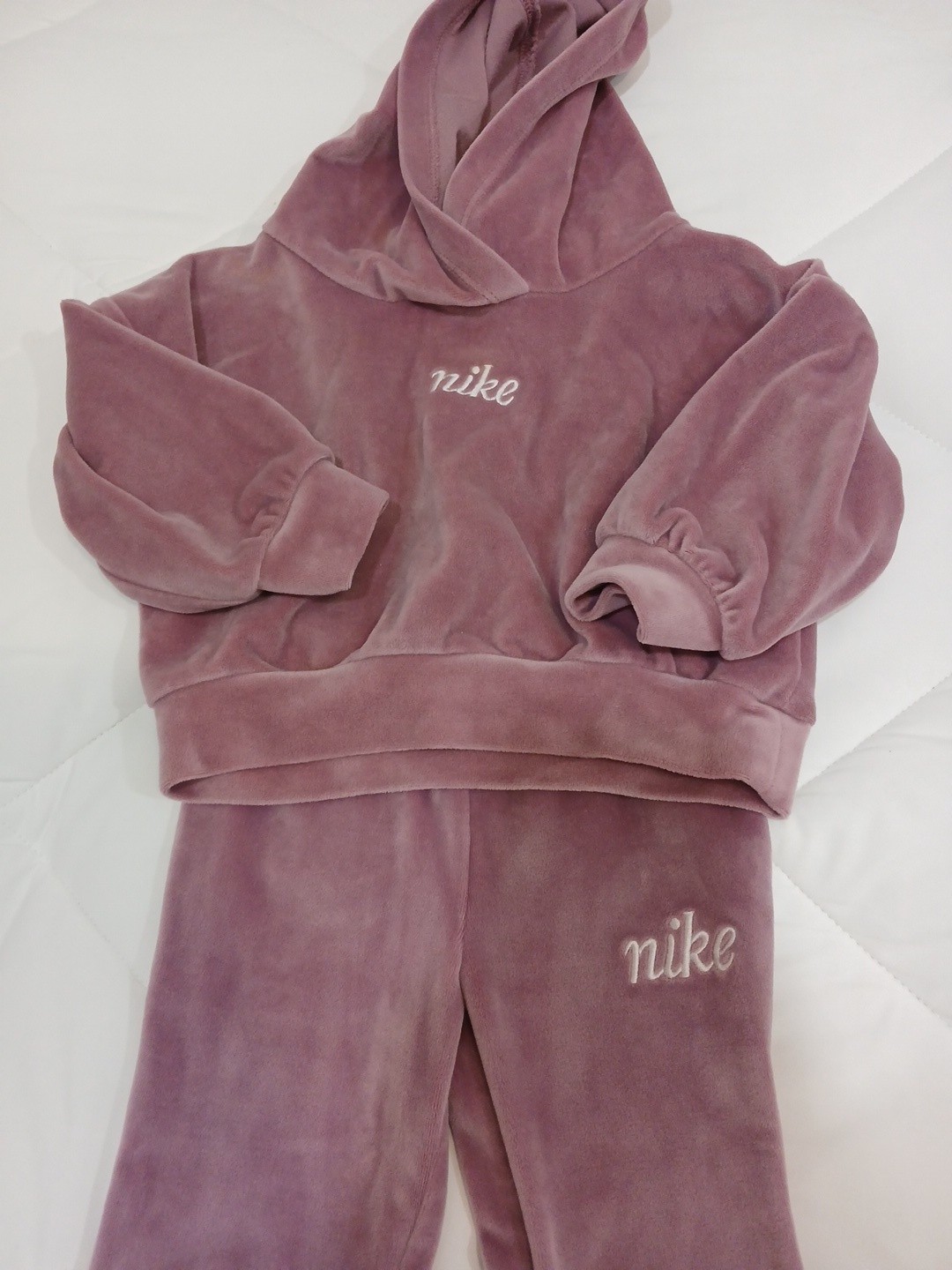Nike Baby Girl 18 Months Purple Velour Outfit Set Hoodie Pants Soft Y2K Flare