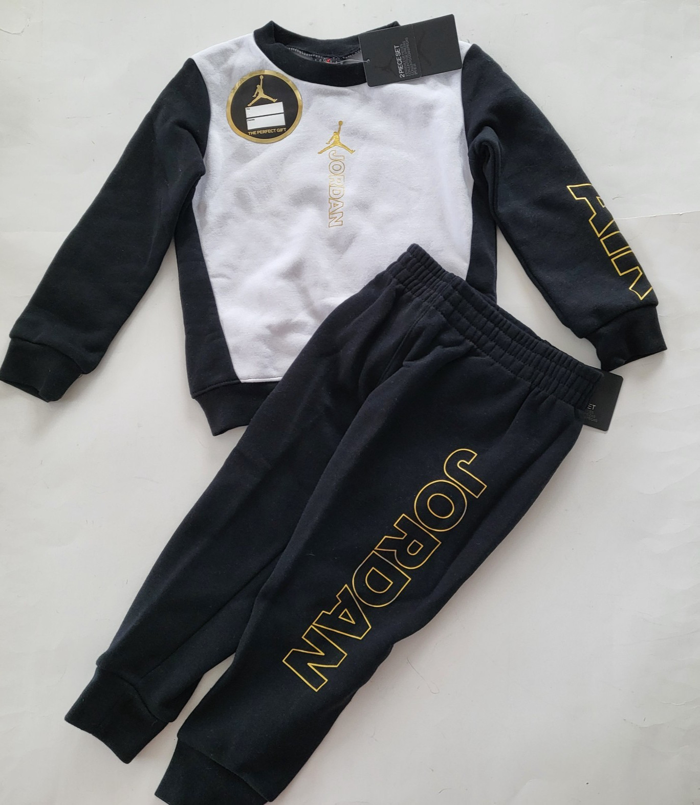NIKE Air Jordan boys 2-piece Pants Set + Sweatshirt Athletic set Size 3T black