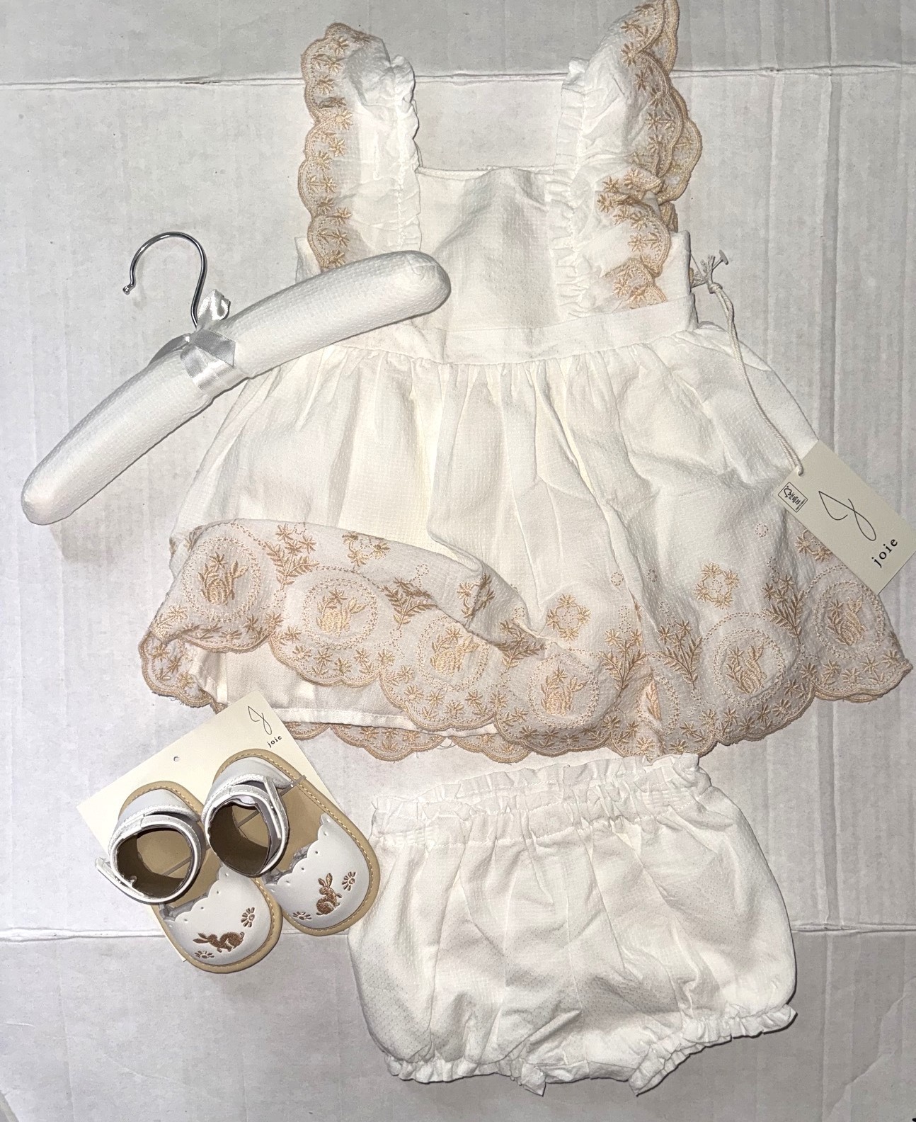 JOIE 4 piece dress set ivory/tan/embroidered FLORAL/BUNNY motif size 9 months