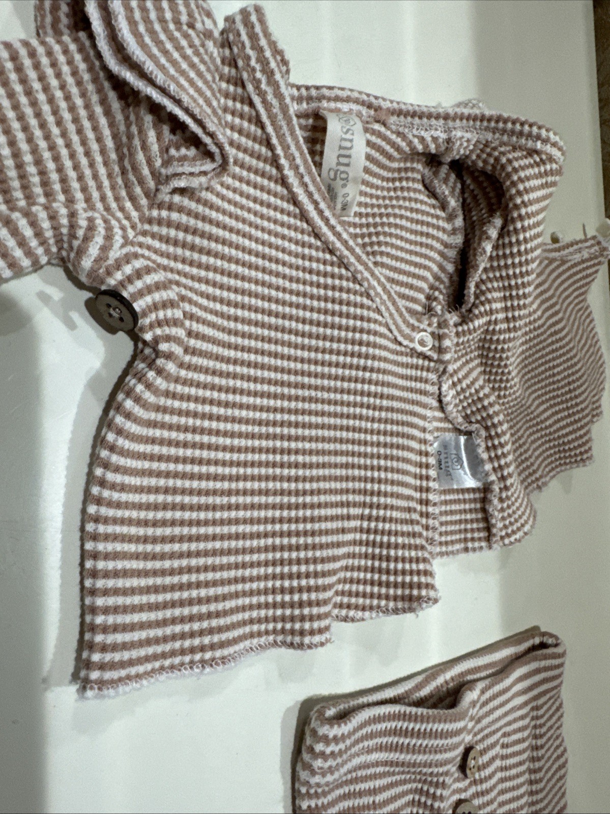 SNUG Baby Girl Size 0-3 Months Two Piece Beige & White Striped Waffle Set