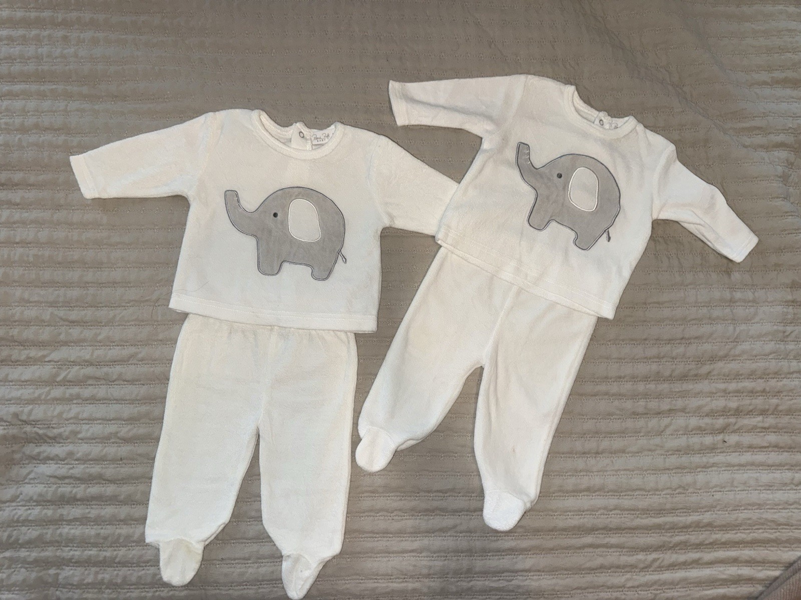 Baby Velour Fabric White Elephant Top and Pants Twin Set Size 0-3 Months White