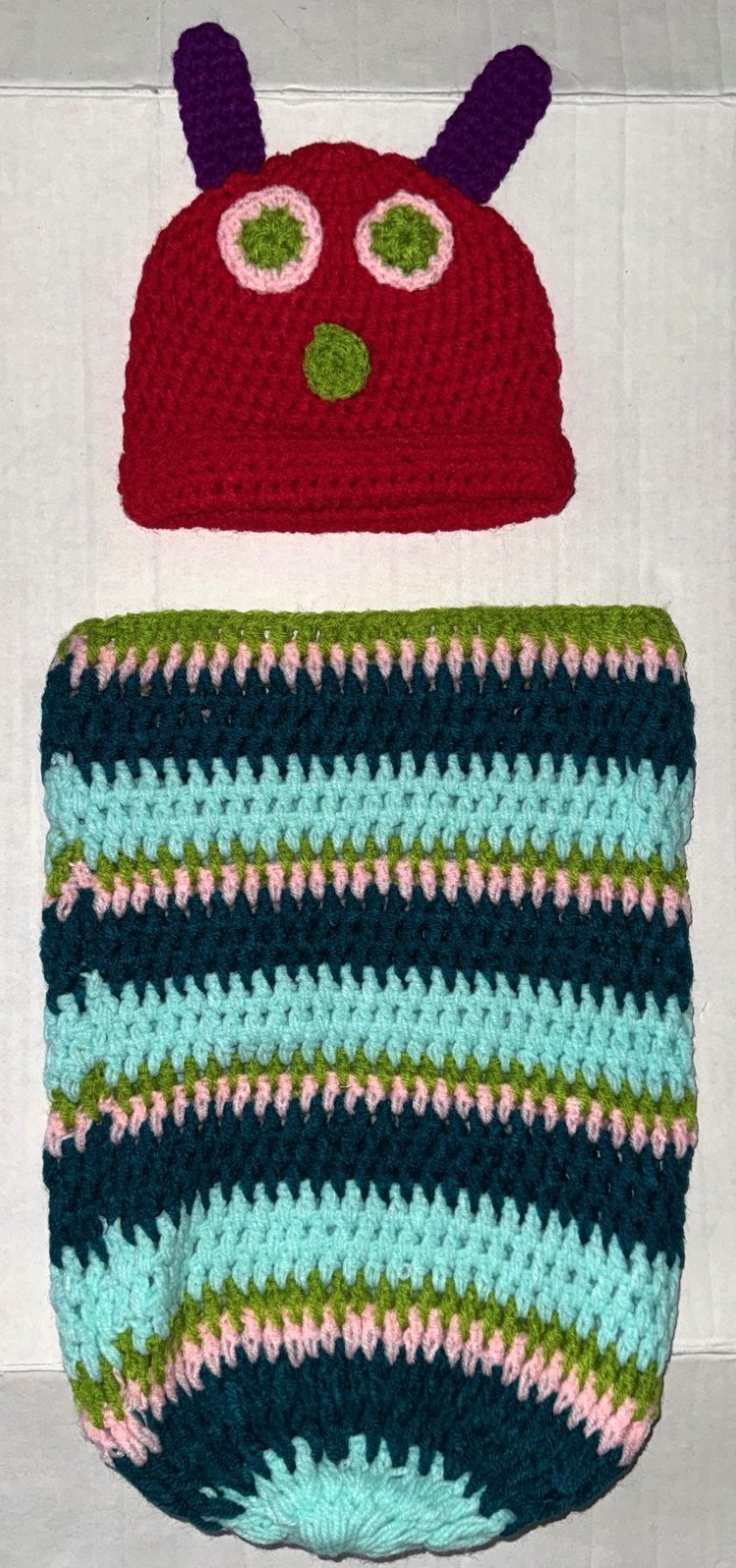 UNBRANDED 2 piece crotchet set multicolor CATERPILLAR size app 0-6 months