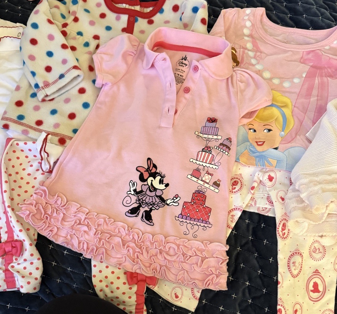 Disney Clothing 18 Mos Minnie Mouse Long Sleeve Disney Store Fleece Dots