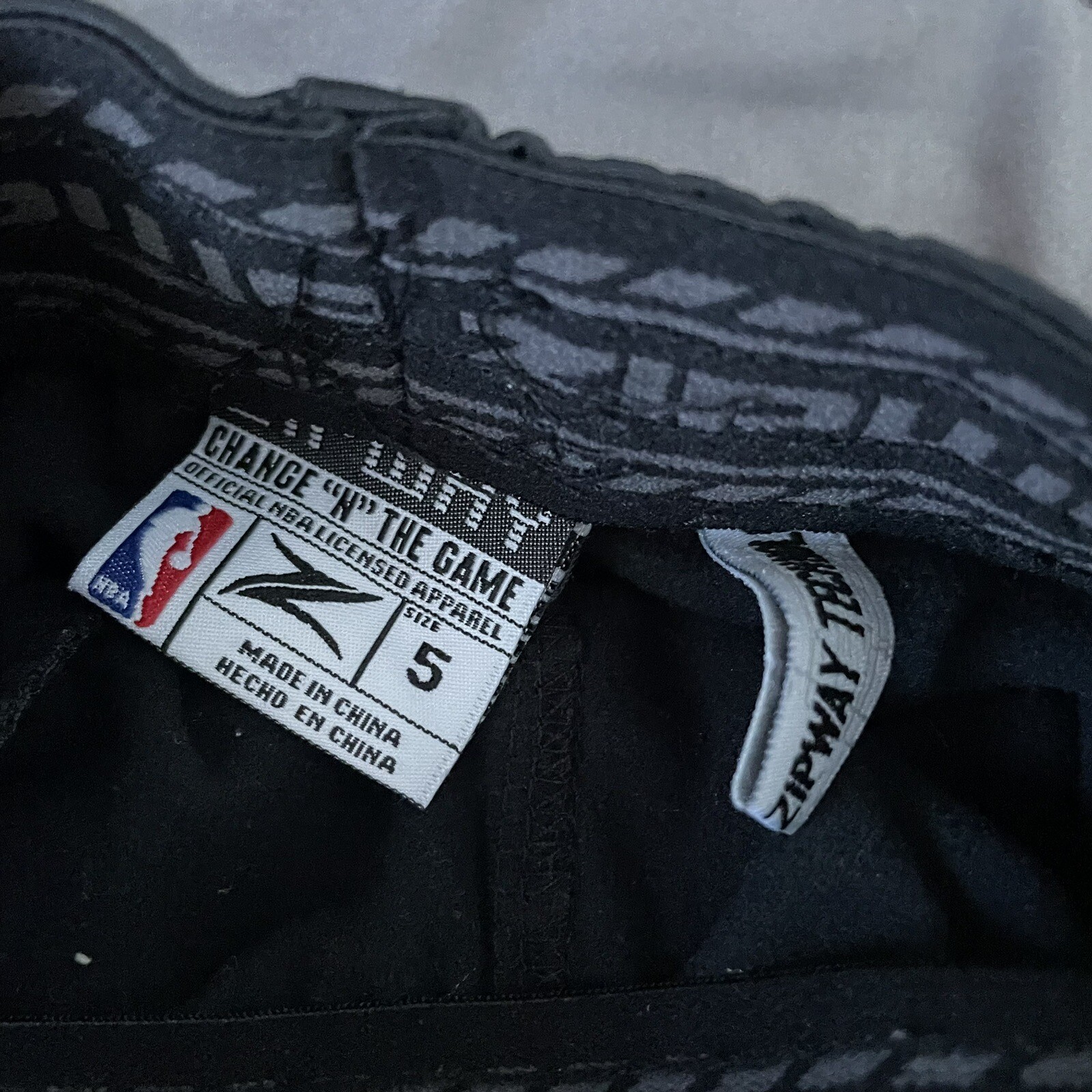 Infant/Toddler Laker NBA Zipway Warm Up Jacket and Pants Size 5 (Black, Yellow)