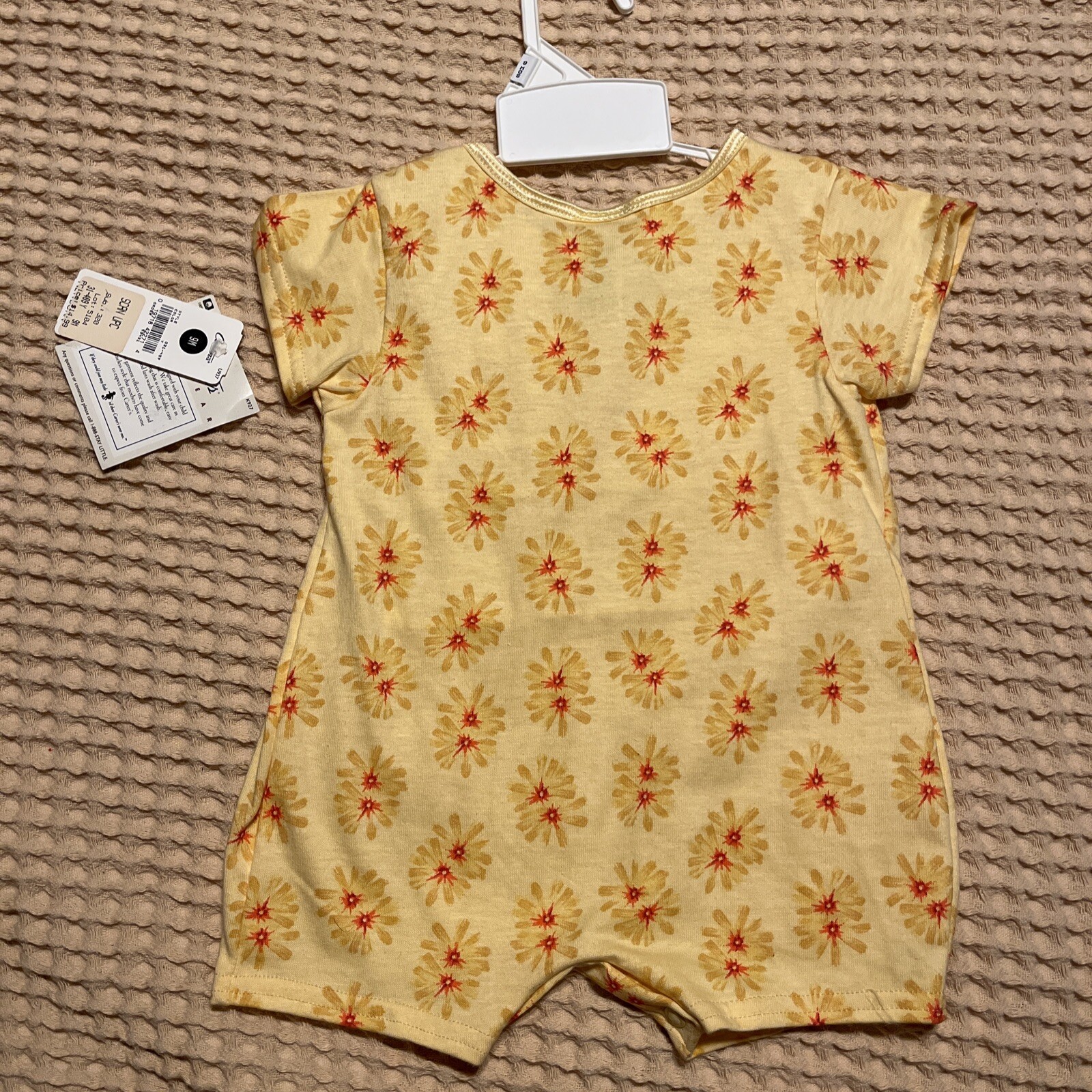 Carter’s Children Play Wear Girls 6-9 Months Yellow Floral Romper NWT
