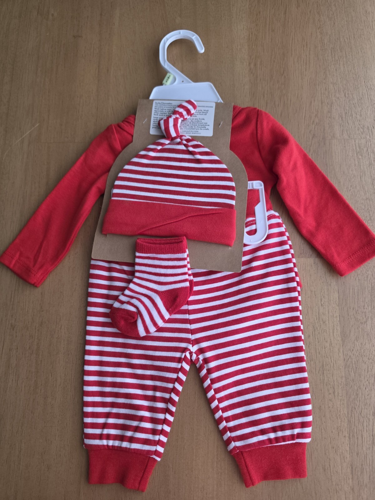 Baby Essentials Outfit Size 3m Future Heart Breaker 4pc Bodysuit Pants Hat Socks