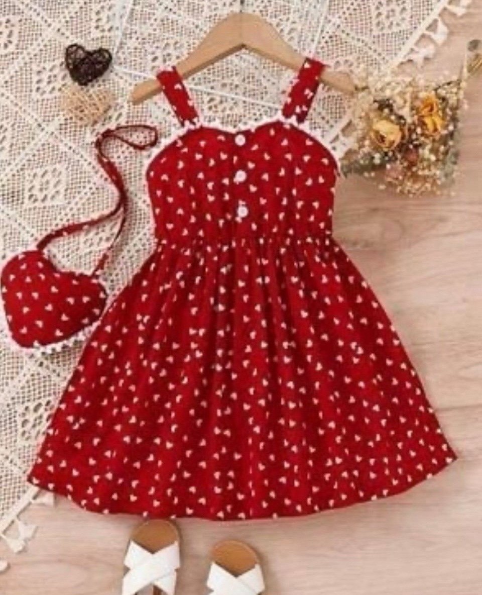 NEW 2PC GIRLS SLEEVELESS LACE DECOR DRESS & PURSE. SIZE 3-4 YEARS