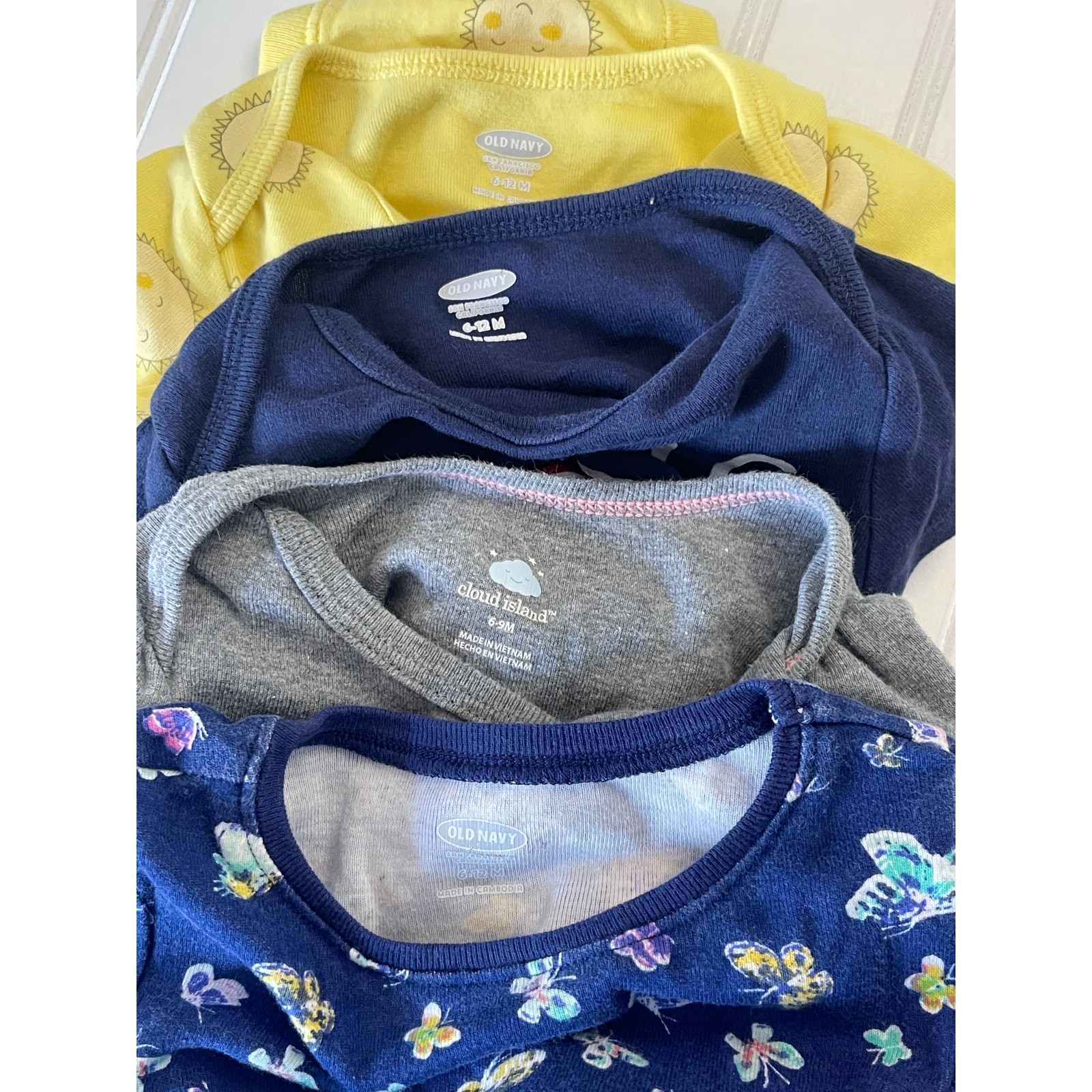 9 Piece Bundle Girls 6/12 Months Bodysuits Pants Mix Match Carters Old Navy