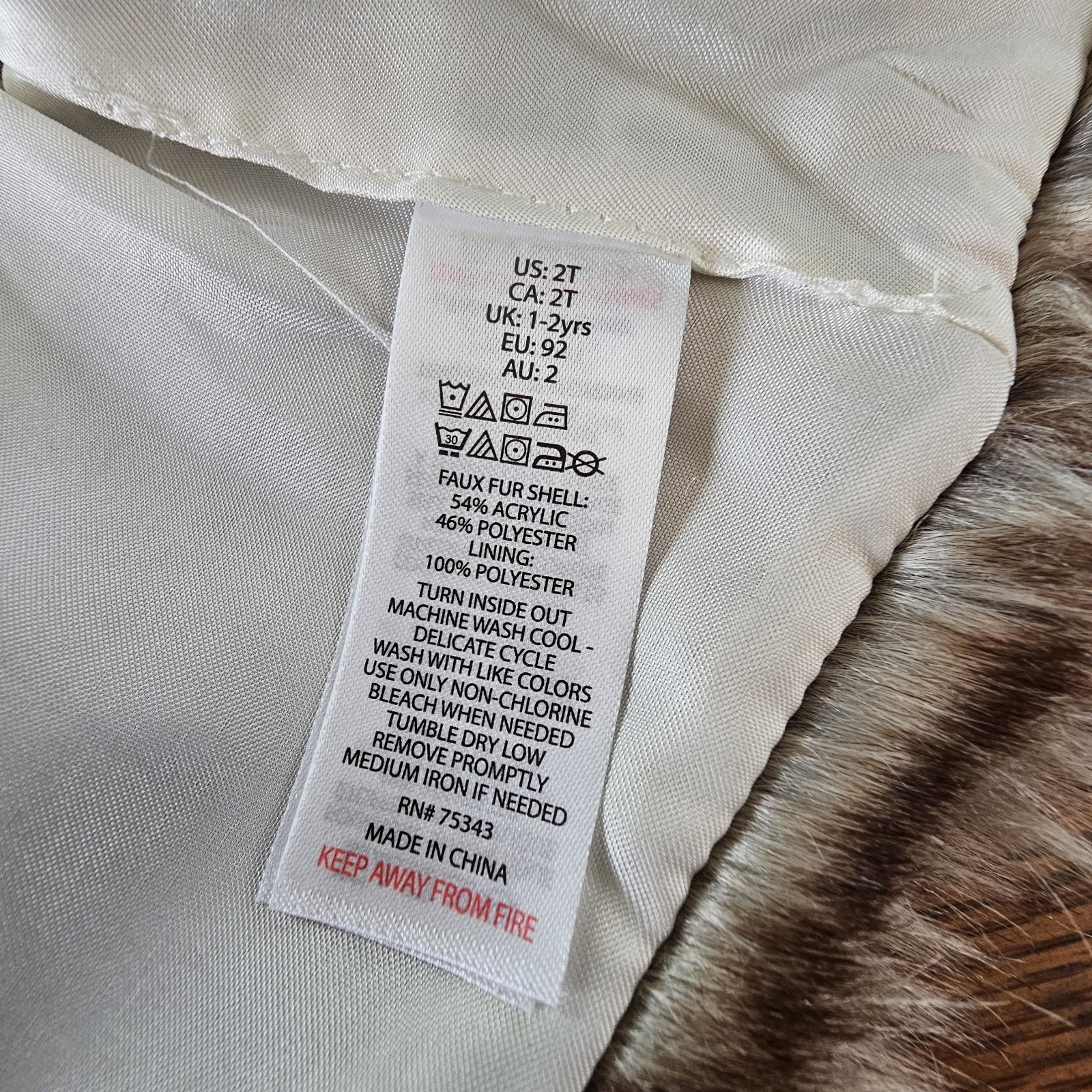 Tommy Bahama Girls 2T Knit 3 Piece Skirt Shirt Vest Fair Aisle Snowflakes Trees