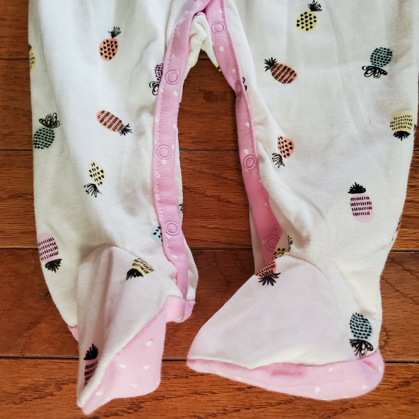 JESSICA SIMPSON 5-pc Baby Set Summer Romper Sleeper Pineapple Infant 6-9 mos NWT