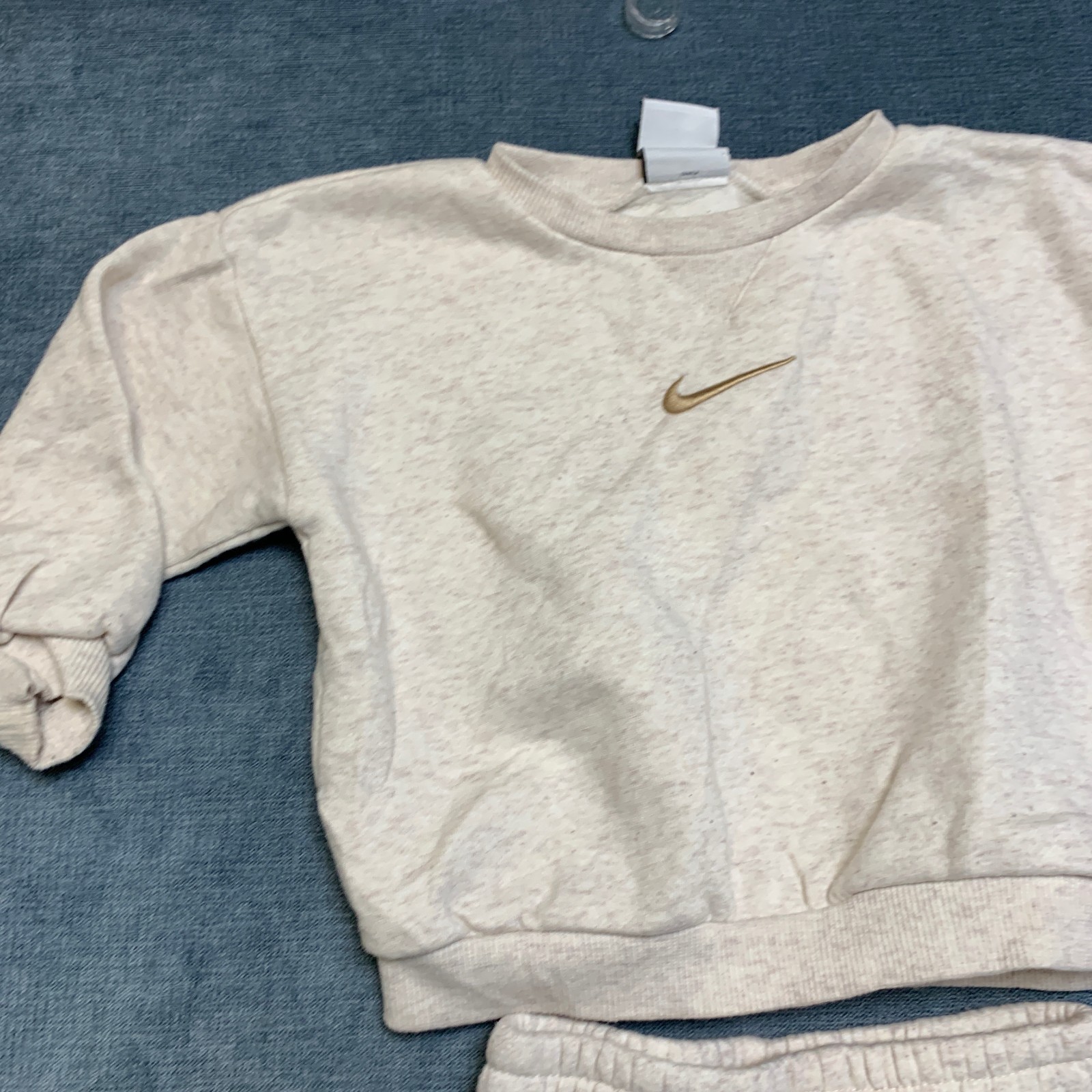 Nike Essential Track Suit Baby 24M Beige Swoosh Logo Fleece Lined Crew Neck Warm