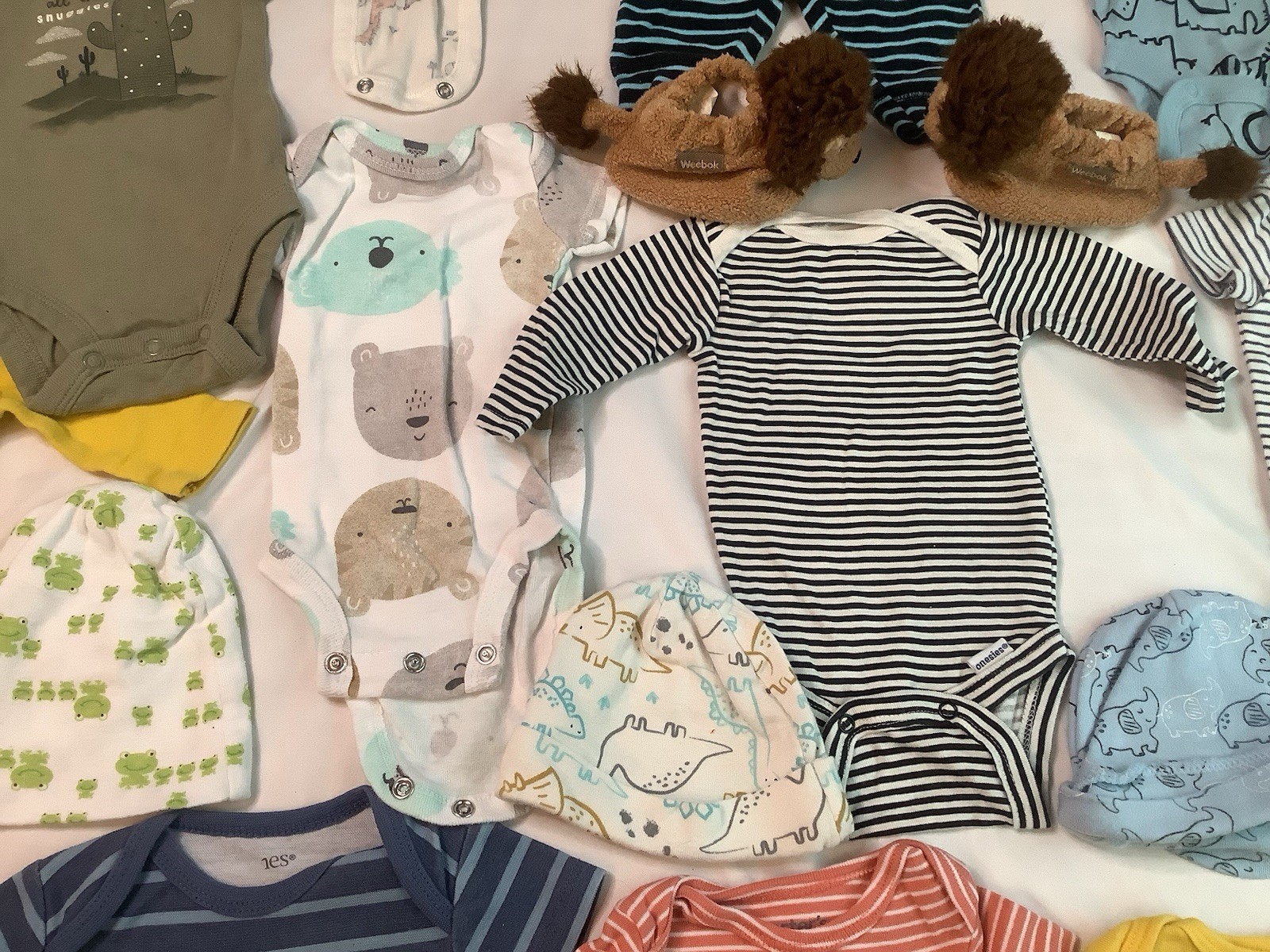 Baby Clothes New Born Boys Mixed Lot Gerber Onsies 6 Hats Lion Webok By Reebok