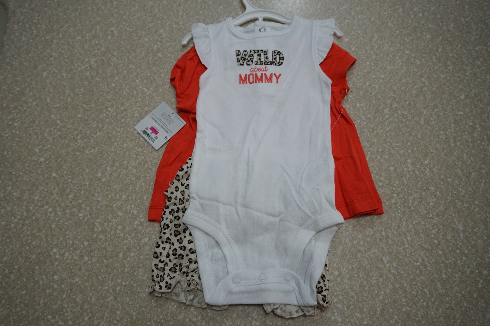 Just one You by Carter’s Giraffe 3 pc Set Size 6 Months NWT