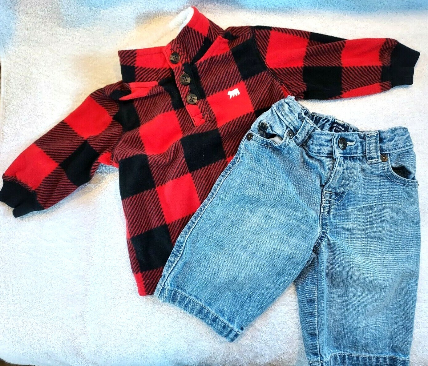 Carter’s Buffalo Plaid Baby Fleece Pullover & Baby Gap Jeans Set -Sz 6 Months