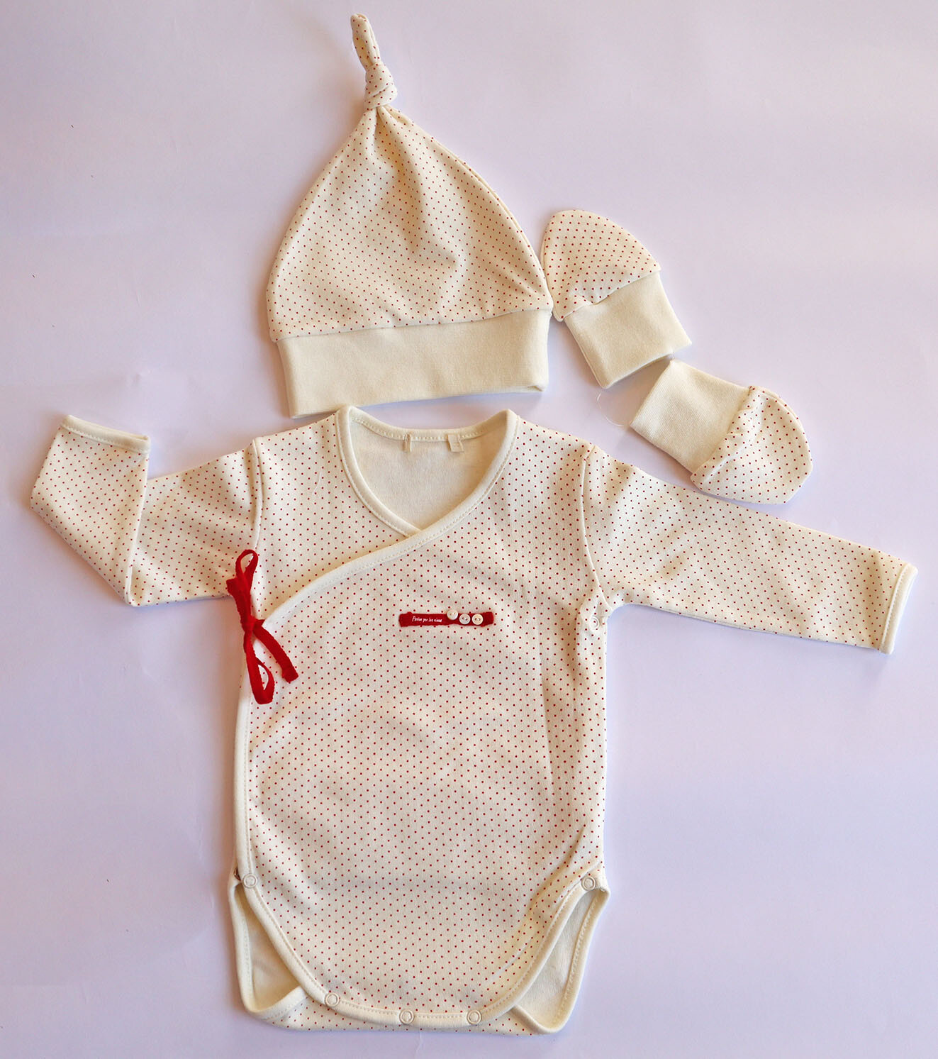 Adorable Newborn Cotton Romper Set – Long Sleeve Bodysuit with Hat & Mittens