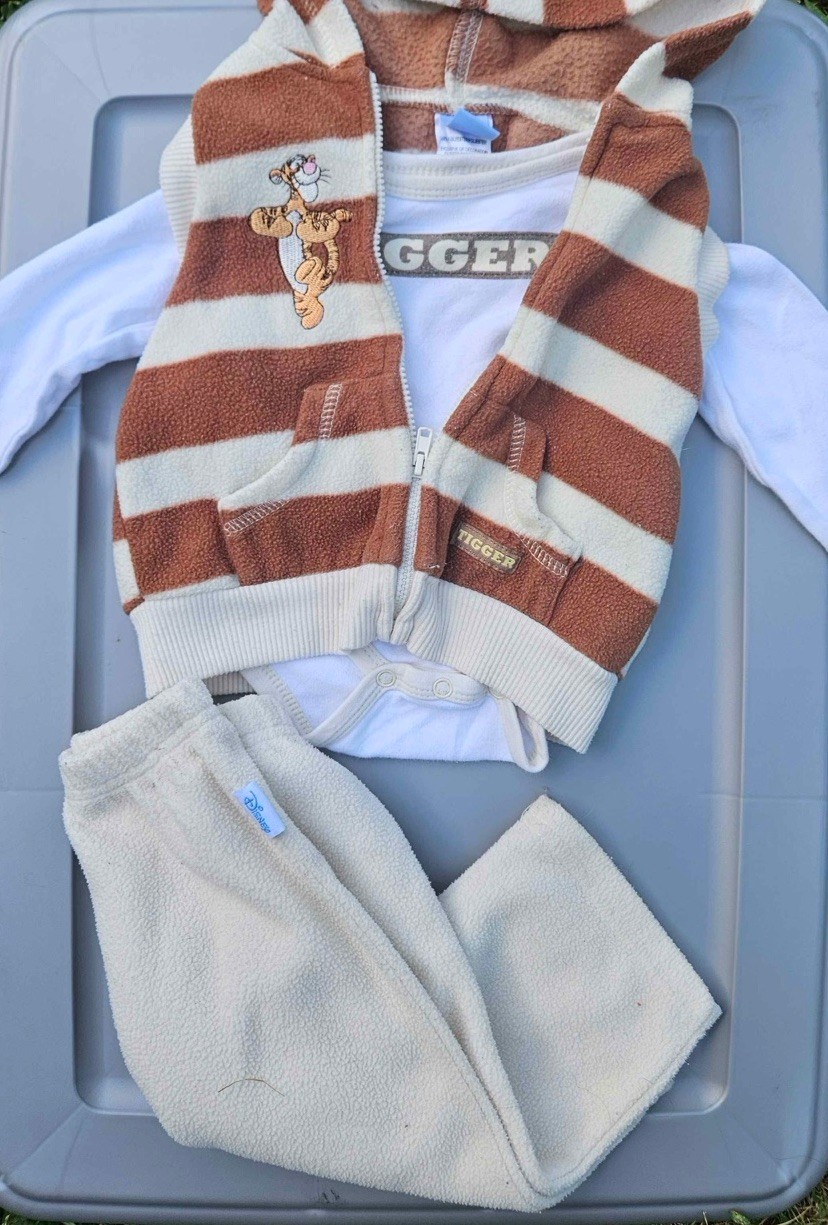 Y2K Winnie The Pooh Disney Tigger Matching 3 Piece Set Boys 6/9M Embroidered