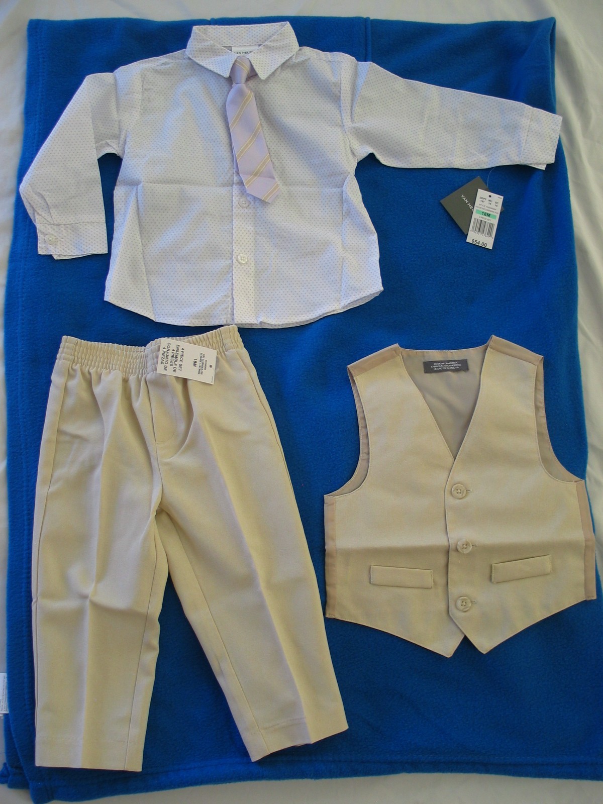 NWT Van Heusen size 18 months boy 4-pc suit set vest pants shirt tie White Khaki
