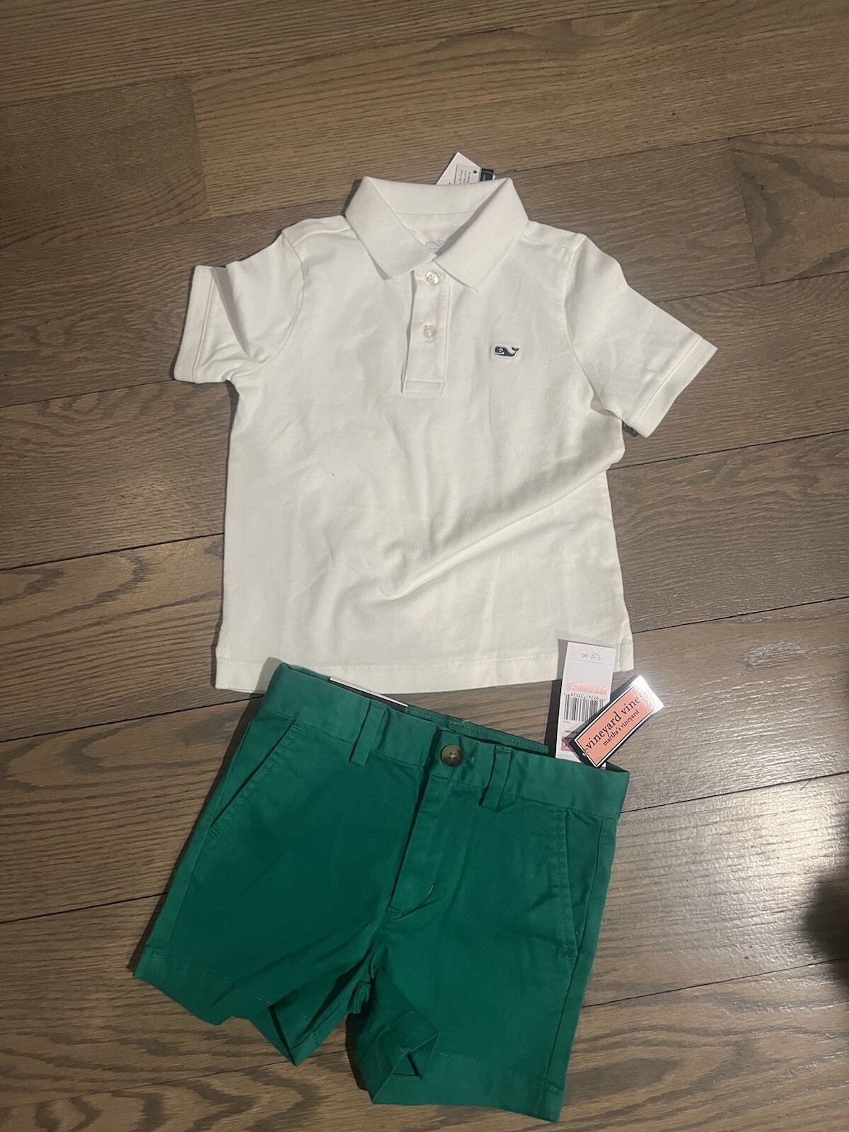 Vineyard vines toddler boy size 2 outfit breaker short with white polo shirt