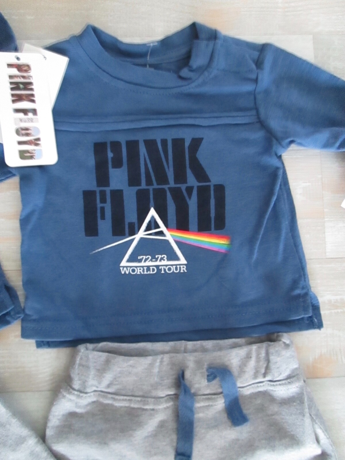 **2** SETS PINK FLOYD ’72-73 WORLD TOUR PANT SETS SIZE NEWBORN BLUE/GRAY TWINS?