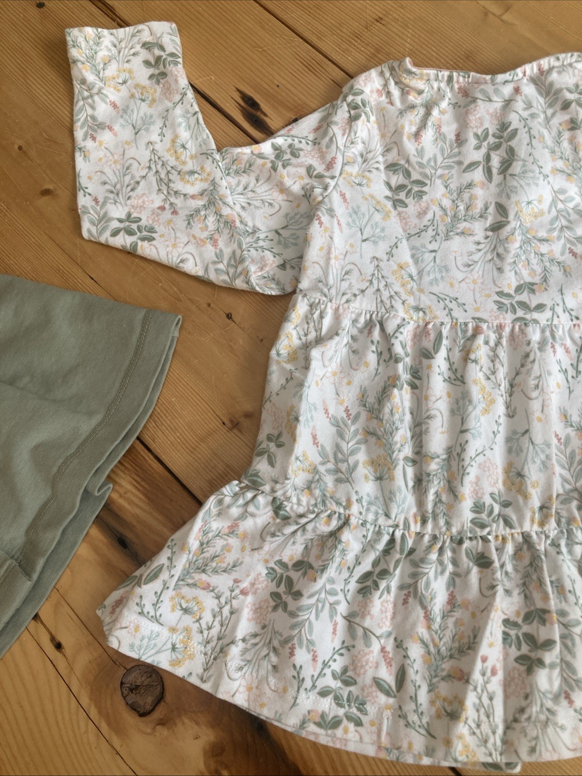 Cynthia Rowley 4 Pc Set 3T Vest Legging Top Tunic Mix & Match Rabbit Bunny Flora