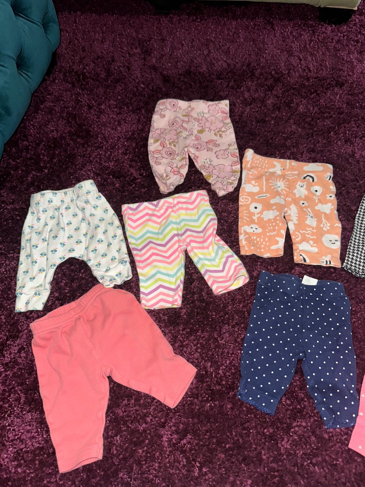 Tiny Pants Party 👖 10-Piece Newborn Pants Bundle – EUC – Mixed Brands