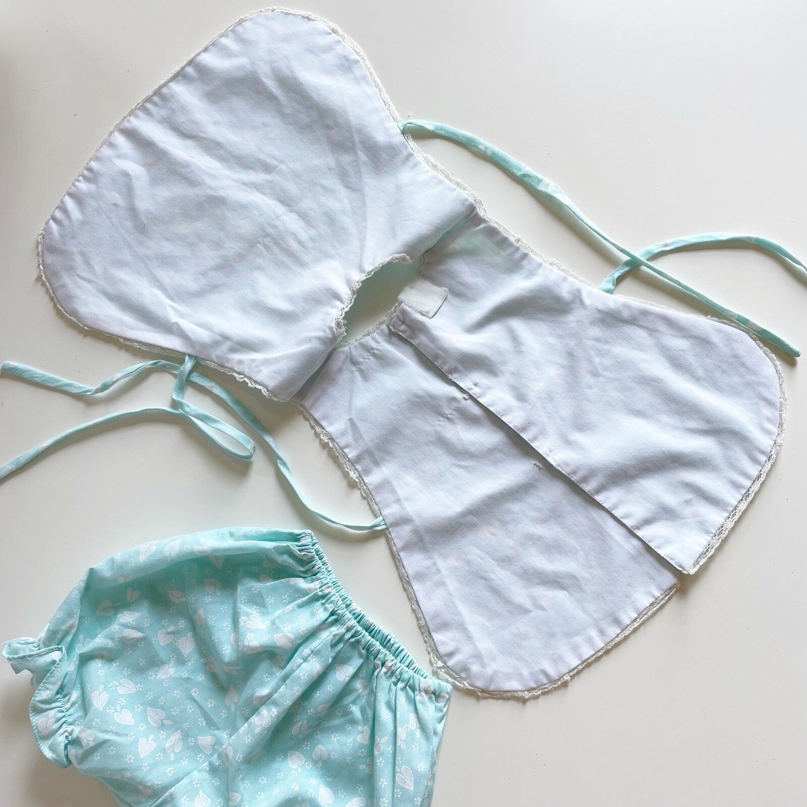 • Vintage Babyfair Mint Side Tie Top / Bloomer Matching Set • Read •