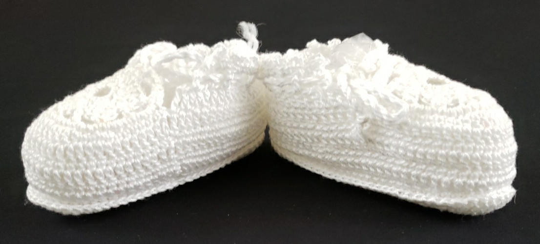Vintage Handmade Knitted Baby White Layette 4 piece Set Sweater Cap/Hat Booties