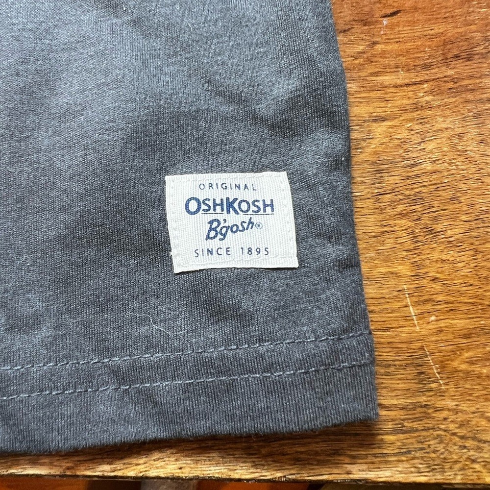 OshKosh B’gosh Gray Size 3T Comfy Athletic Set Zip-up jacket, shirt & Joggers