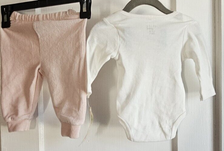 NWT chick pea 0-3M 2pcs white one piece + pink velour pants