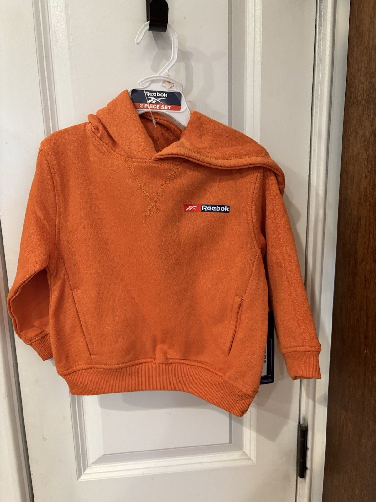 NWT Boys Size 2T Reebok Hoodie And Short Set Sku TR19