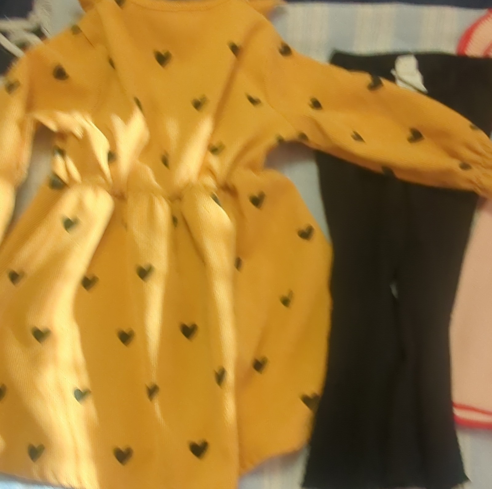 Girls 2 Piece Heart Pattern Dress Set Yellow and Black Ruffle Button Leggings