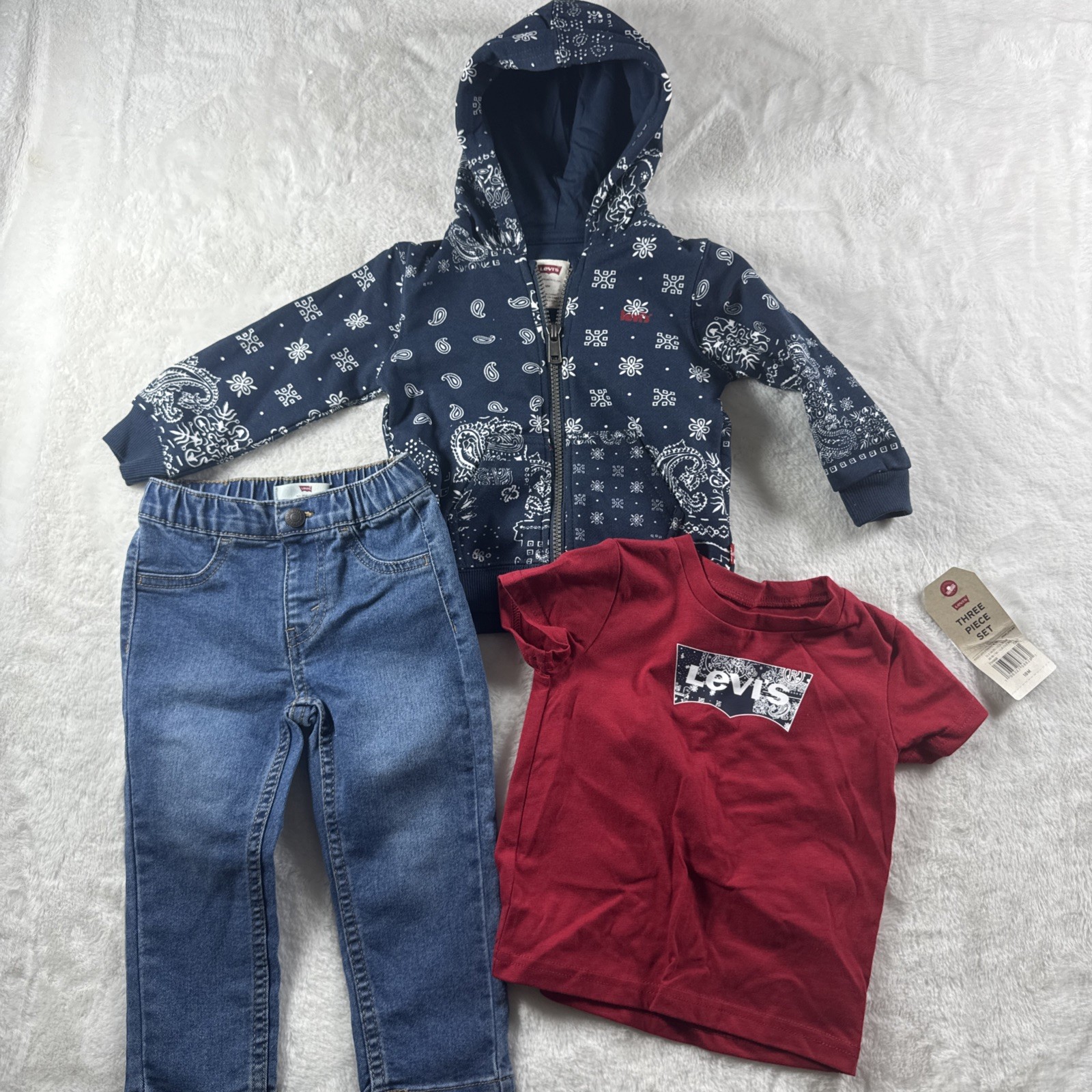 Levi Levi’s Toddler Boys 3-Piece Set Hoodie, Tee, Jeans Size 18 Months
