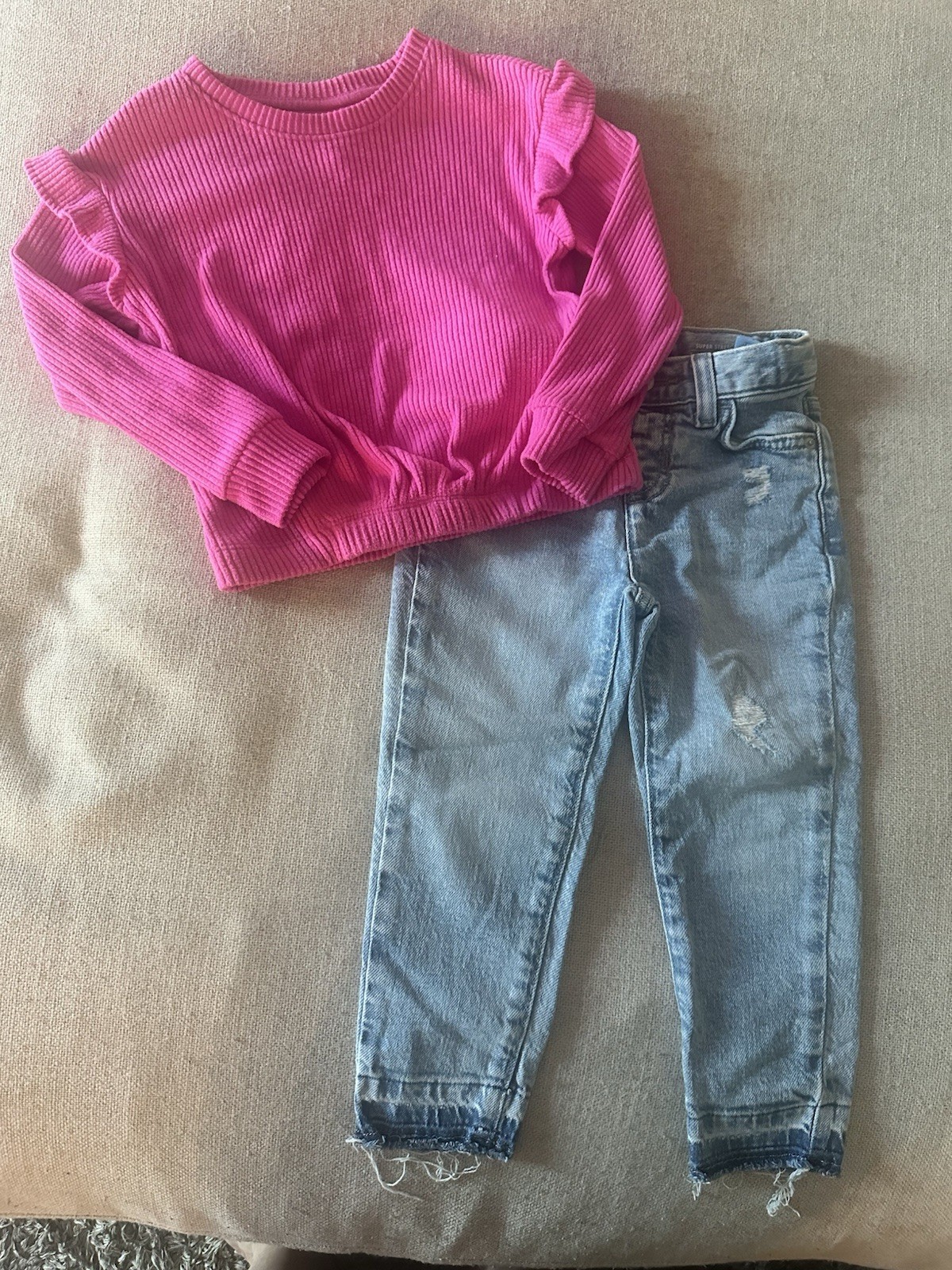 Adorable Girls 3t Outfit By cat And Jack
